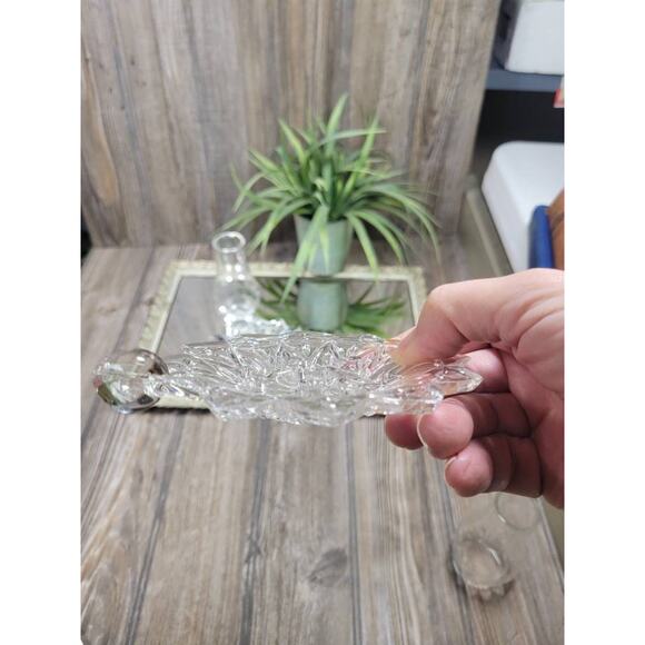 2 Vintage Candle Fairy Lamps, Petal Bases & Chimneys, Federal Glass - Picture 6 of 6